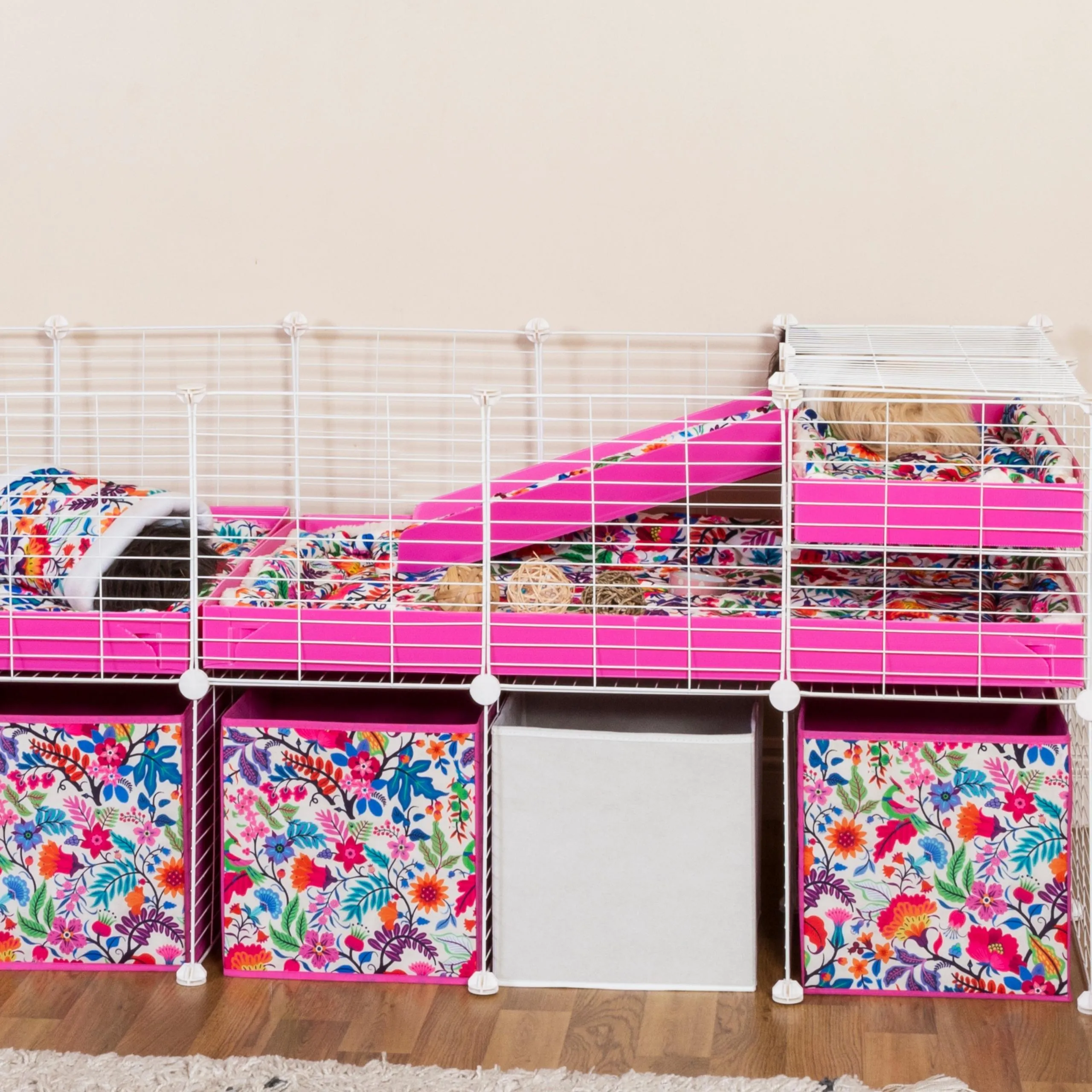 White 6x2 Guinea Pig C&C Cage with Loft, Ramp & Stand